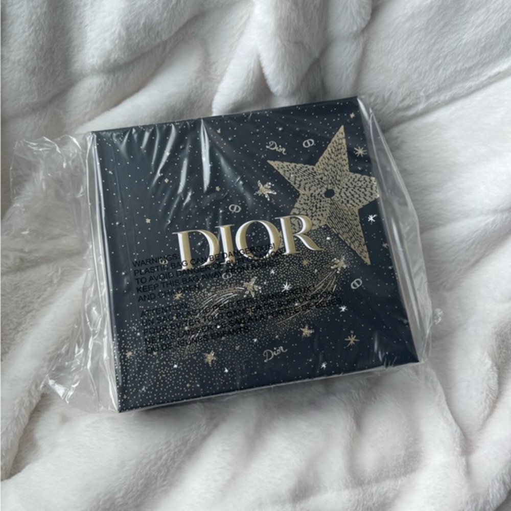 Dior Celestial Star Gift Box in Gold and Black (Box Only)